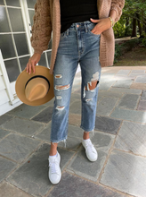 Load image into Gallery viewer, best jeans