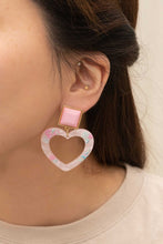 Load image into Gallery viewer, Lucy Heart Earrings
