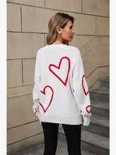 Load image into Gallery viewer, Heart sweater
