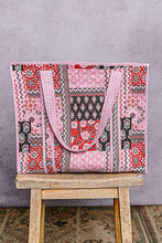 Load image into Gallery viewer, Quilted tote bag
