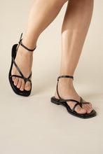 Load image into Gallery viewer, Strappy Sandal
