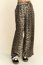 Load image into Gallery viewer, Leopard Wide Leg Pants
