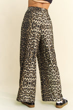 Load image into Gallery viewer, Leopard Wide Leg Pants
