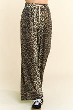 Load image into Gallery viewer, Leopard Wide Leg Pants
