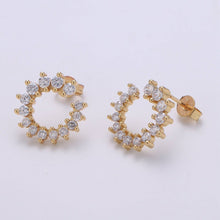 Load image into Gallery viewer, Cluster Stud Earrings
