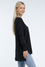 Load image into Gallery viewer, Hi-Low Hem Front Seam Sweater
